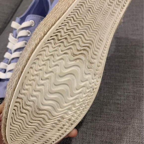 ESPADRILLE canvas sneakers. Powder blue. New condition. Size 9 - Picture 6 of 9